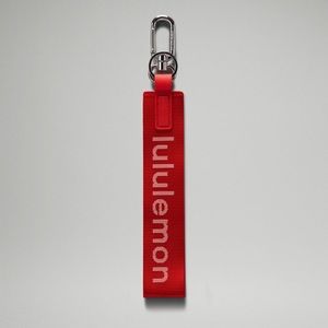 LULULEMON | Never Lost Keychain